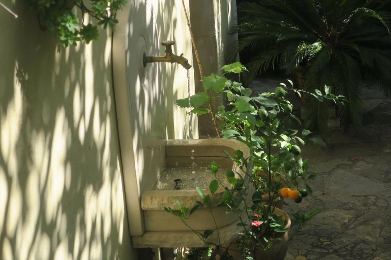Bed and Breakfast Tombe La Nefle Авиньон Экстерьер фото