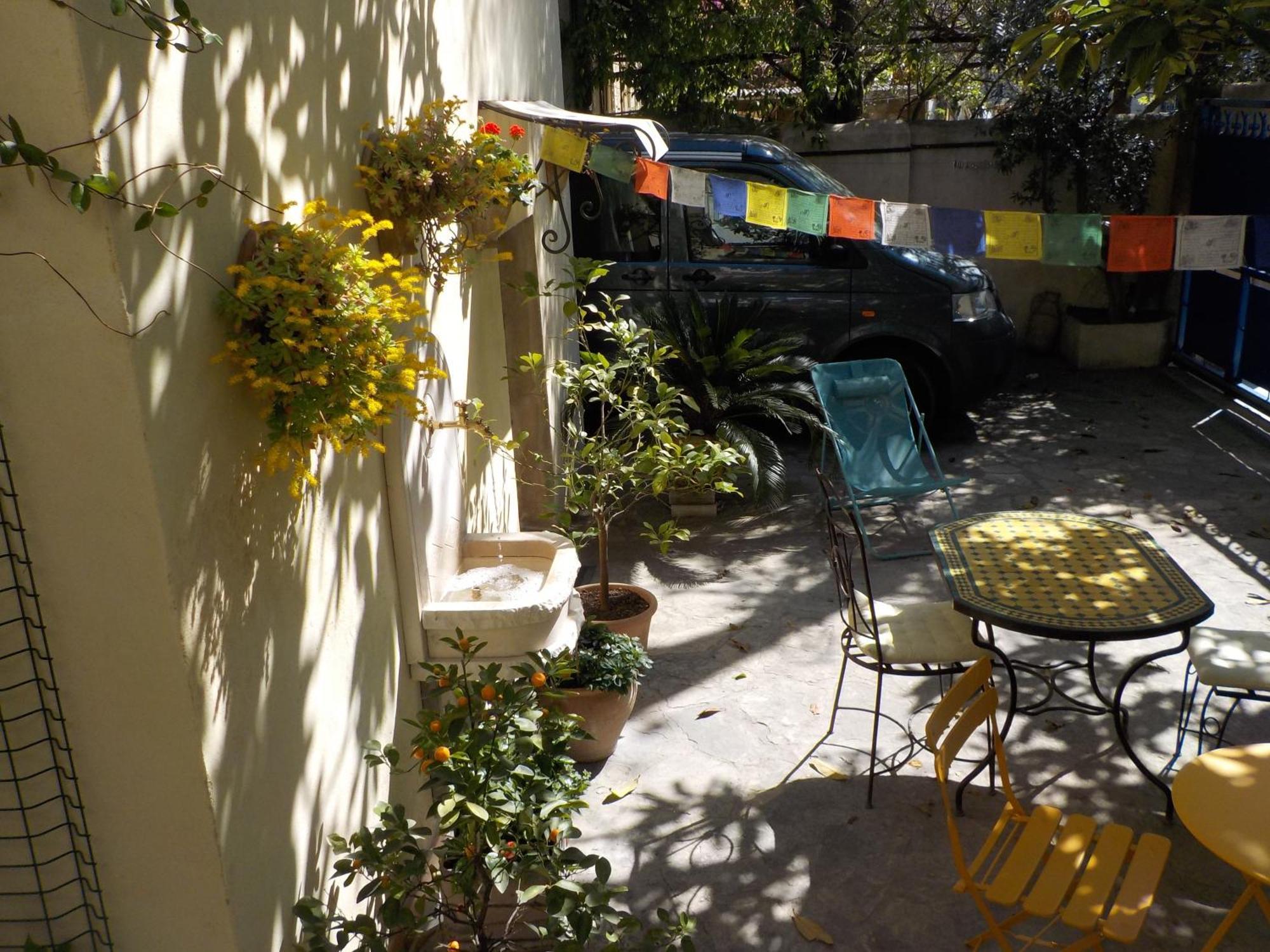 Bed and Breakfast Tombe La Nefle Авиньон Экстерьер фото